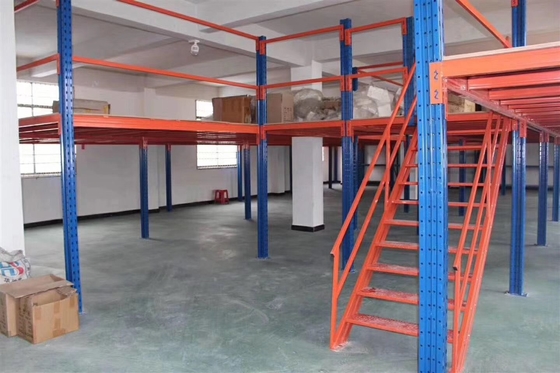 फर्नीचर के लिए ISO9001 स्ट्रक्चरल मेजेनाइन रैक 2.5T स्टोर रैकिंग सिस्टम
